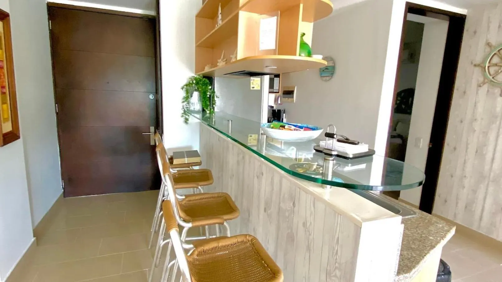 Casa vacanze Family-Friendly - Spacious Balcony - Direct Beach Cartagena Colombia